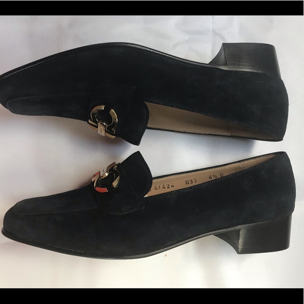 New Salvatore Ferragamo Navy Blue suede loafer 6.5